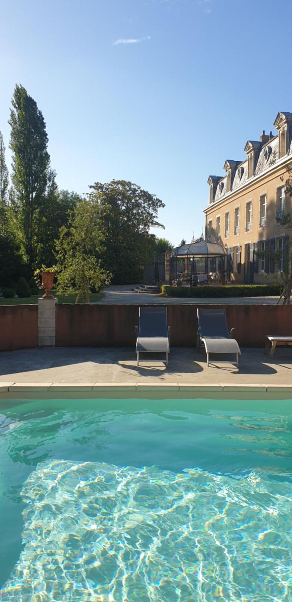La Villa Des Arts Savigne-l'Eveque Luaran gambar