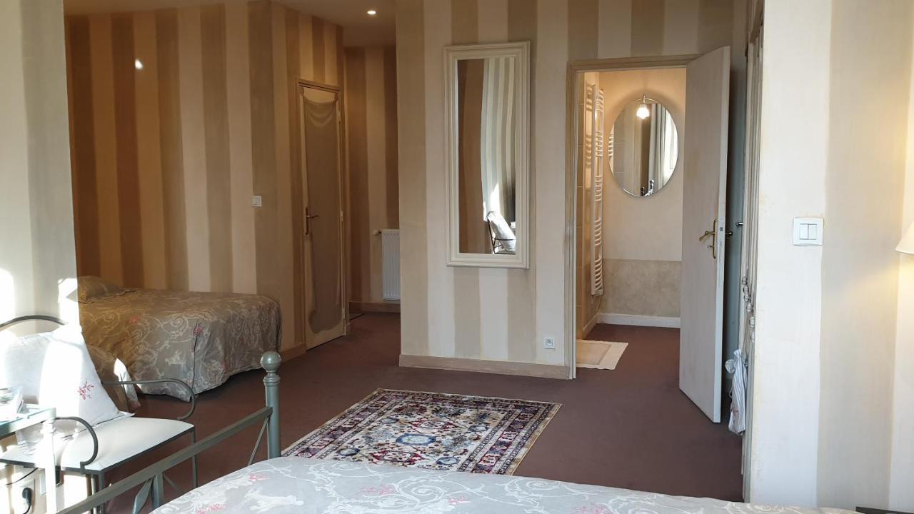 La Villa Des Arts Savigne-l'Eveque Luaran gambar